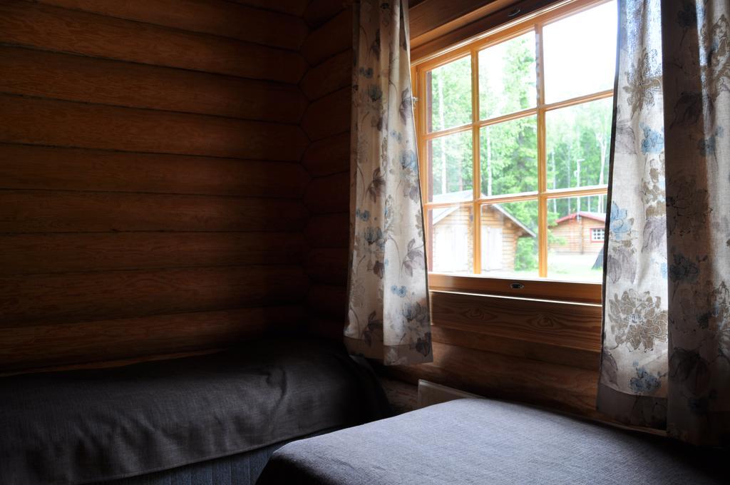 Holiday home Hevossilta *